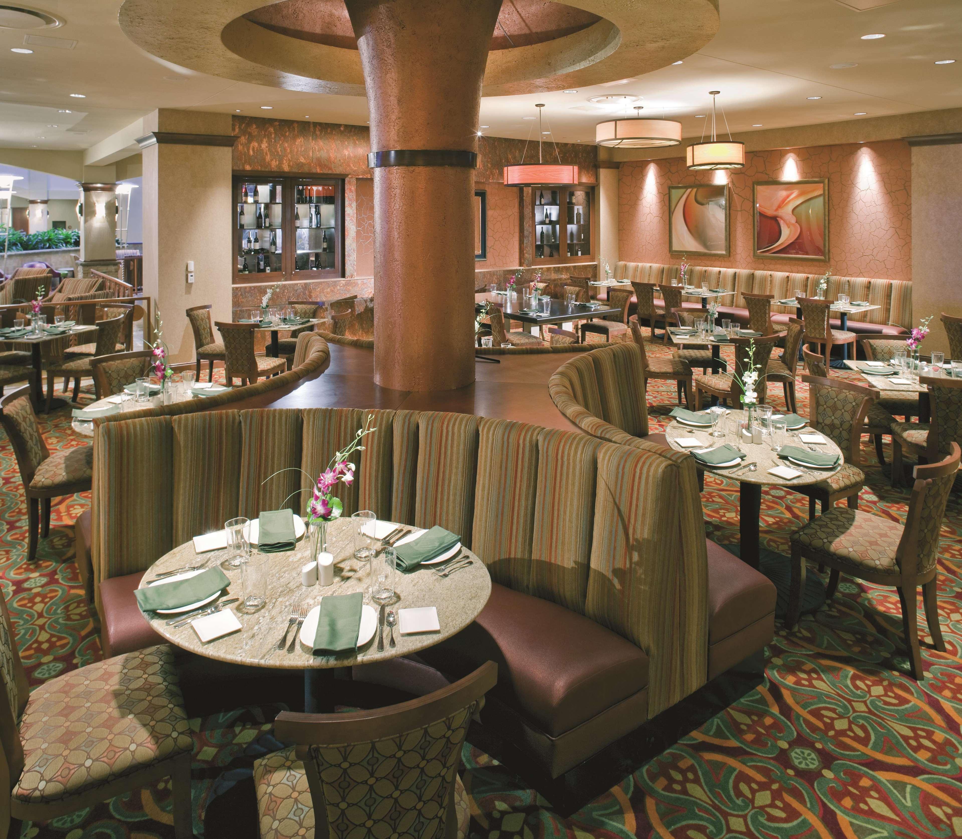 Embassy Suites By Hilton Norman Hotel & Conference Center Esterno foto