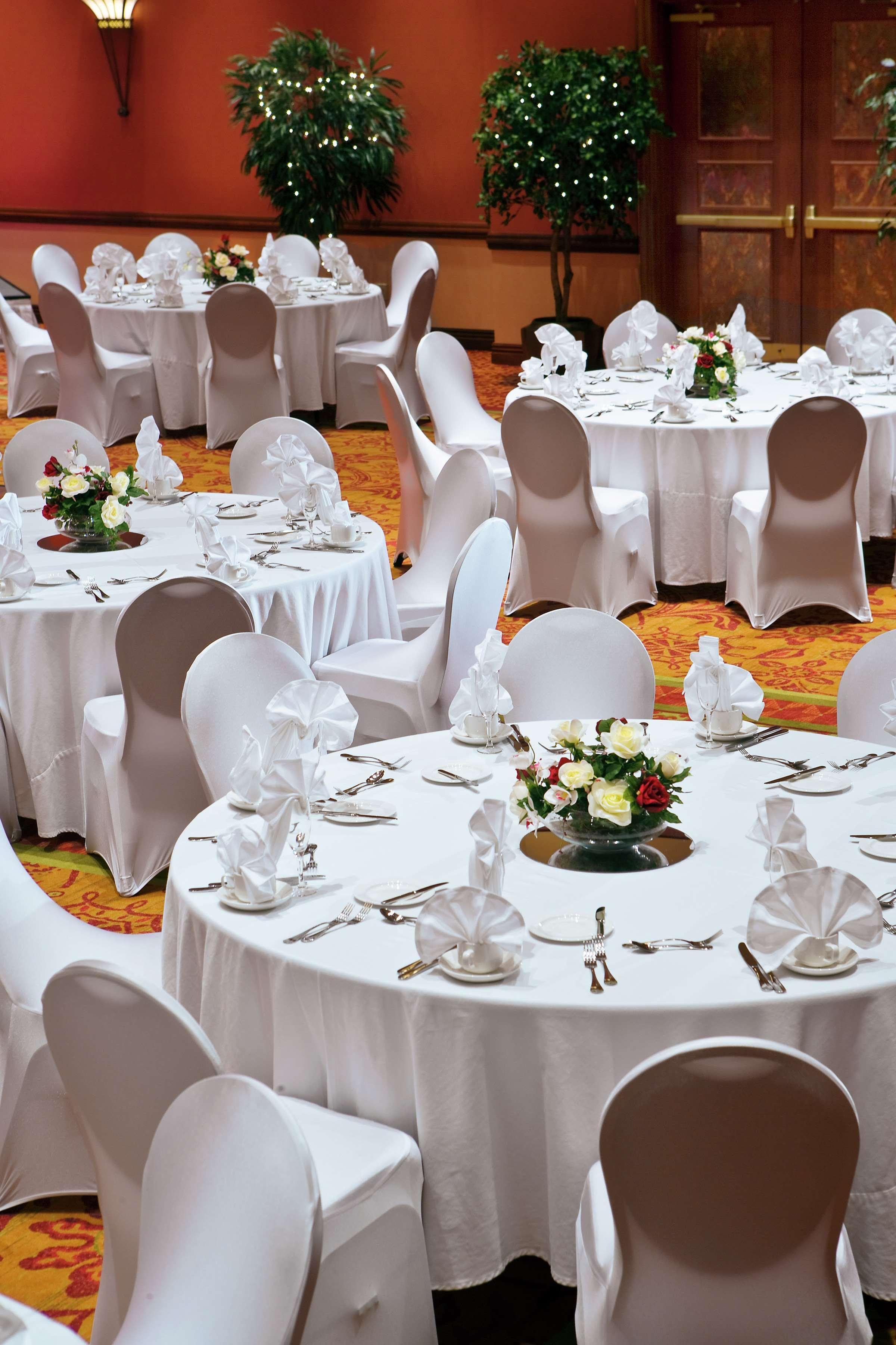 Embassy Suites By Hilton Norman Hotel & Conference Center Esterno foto