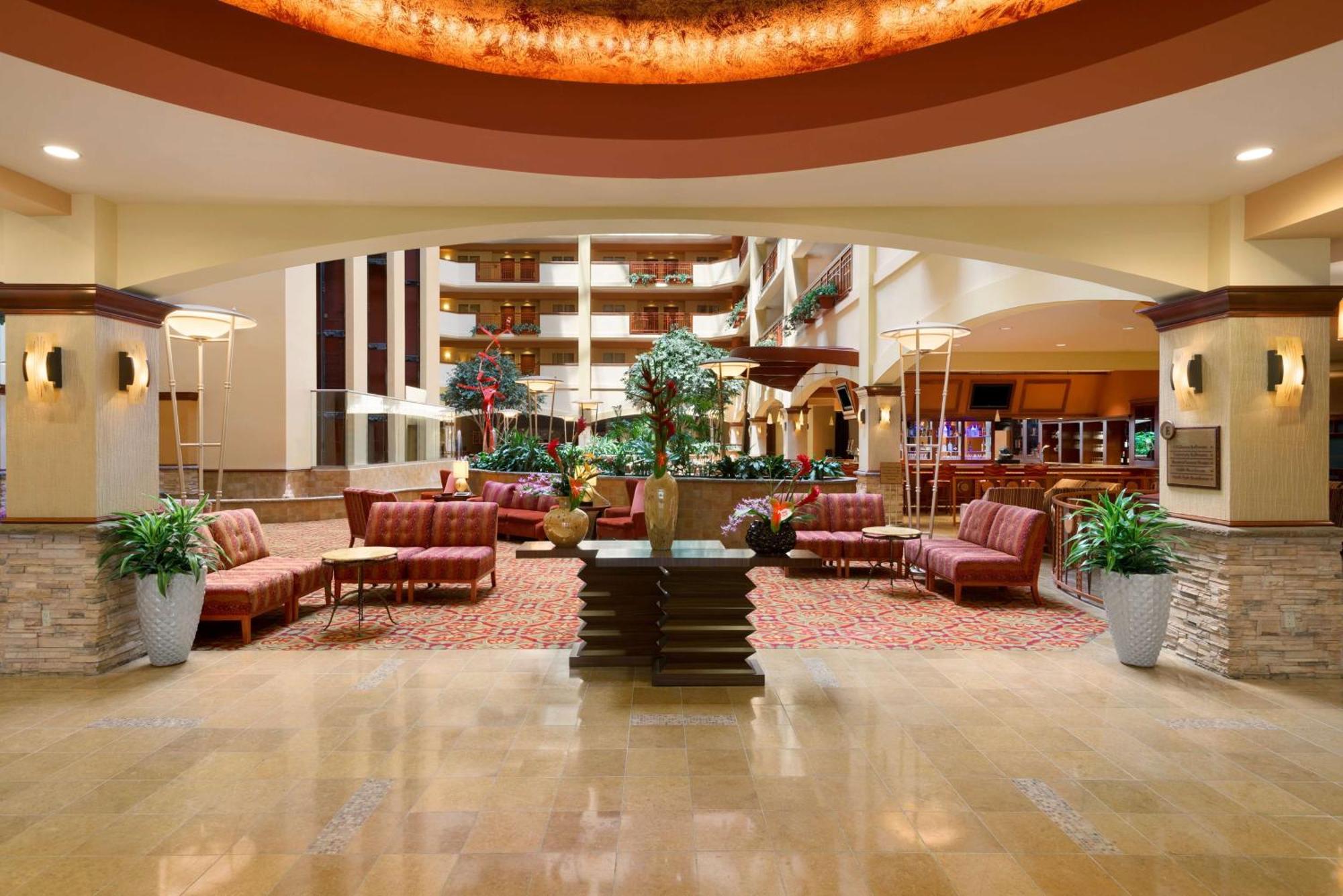 Embassy Suites By Hilton Norman Hotel & Conference Center Esterno foto